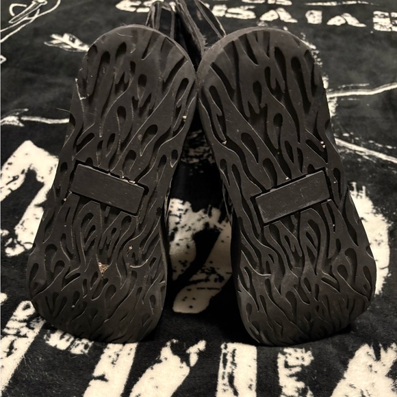 Demonia Ranger-302 platform boots - Picture 4 of 6